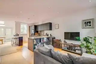 42 Charles Street, photo 2