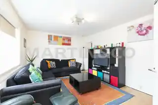 42 Finchingfield Avenue, photo 3