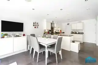 42 Grenville Place, photo 2