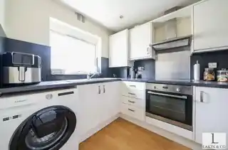 42 Hetherington Way, photo 3