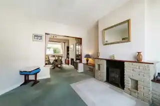 42 Love Lane, photo 3
