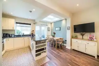 42 Pevensey Road, photo 2