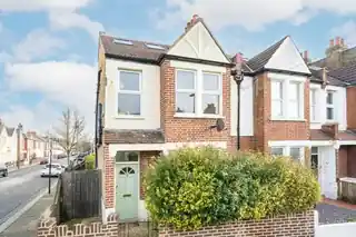 42 Pevensey Road, photo 4