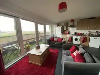 42, Phoenix Point, Poplar Place, photo 3