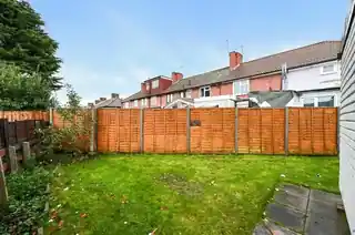 42 Tewkesbury Road, photo 3