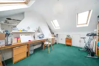 42 Winton Avenue, photo 4