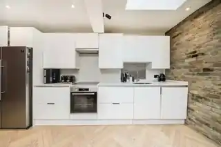 427 Merton Road, photo 2