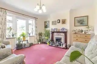 429 Hurst Road, photo 2