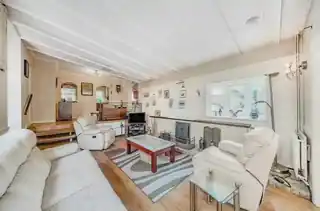 43 Abbots Lane, photo 2