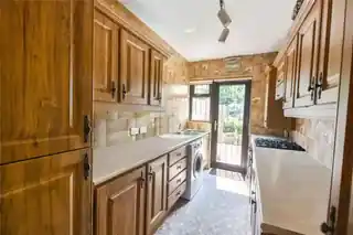 43 Arcadian Avenue, photo 3