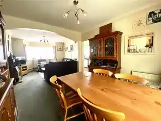 43 Avondale Road, photo 3