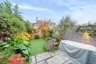 43 Chaucer Road, photo 2