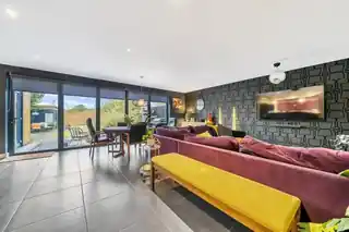 43 Cotswold Way, photo 3