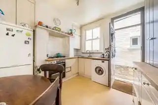 43 Durlston Road, photo 3