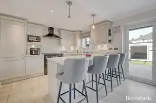 43 Glenton Way, photo 3