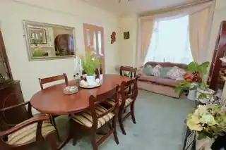 43 Hawthorne Avenue, photo 4