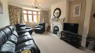 43 Helmsdale Road, photo 3