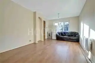 43 Kingfisher Way, photo 3