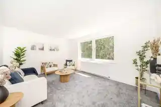 43 Penderyn Way, photo 2