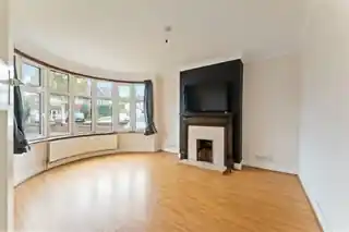 43 Raeburn Avenue, photo 2