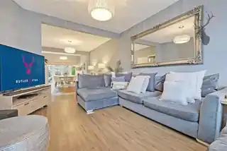 43 Rushcroft Road, photo 2