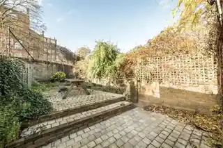 43 Senrab Street, photo 3