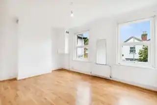 43 Victoria Road, photo 4