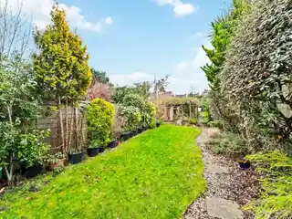 43 Woodside Avenue, photo 2