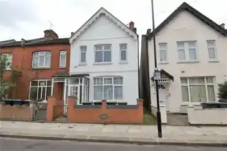43 Woodside Road, photo 4