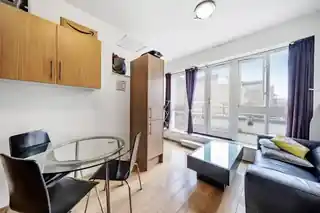 433 St Davids Square, photo 3
