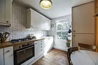 436B New Cross Road, photo 2