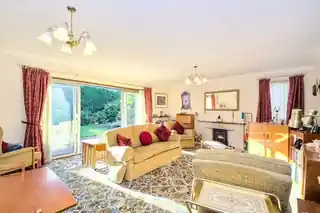 43A Faygate Crescent, photo 2