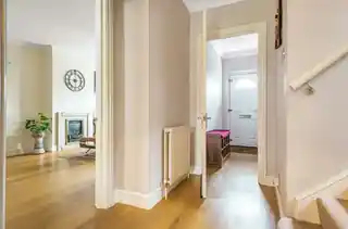 43A York Road, photo 2
