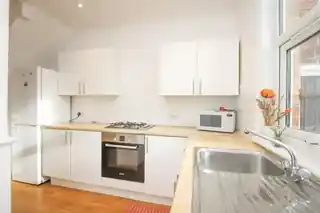 44 Babington Road, photo 4