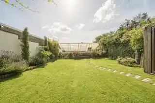 44 Canterbury Road, photo 4
