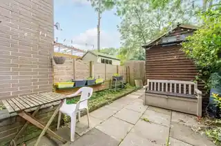 44 Coburg Crescent, photo 4