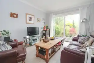 44 Collingwood Avenue, photo 3