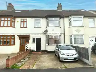 44 Crowlands Avenue, photo 2