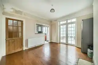 44 Dallinger Road, photo 3