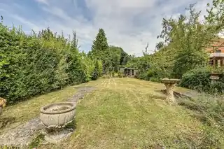 44 Farley Road, photo 2