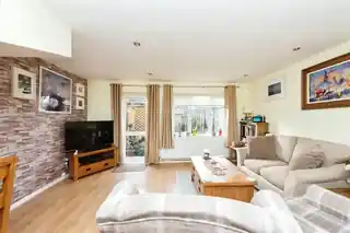 44 Foxwood Close, photo 3