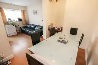 44 Geneva Gardens, photo 4