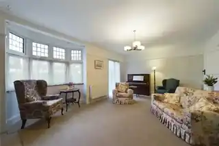 44 Ingleby Way, photo 4