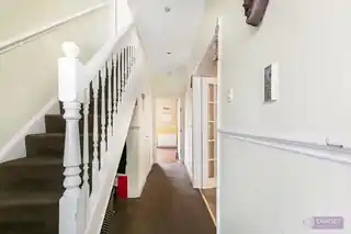 44 King Edwards Road, photo 4