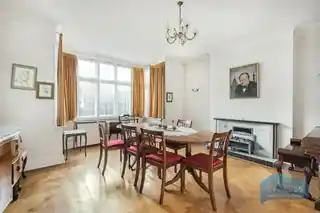 44 Lanchester Road, photo 3