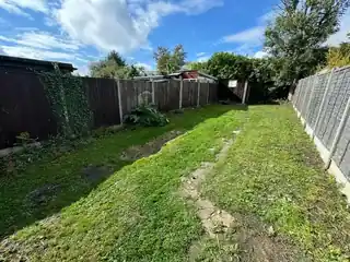 44 Meadow Way, photo 2