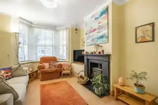44 Mellows Road, photo 2