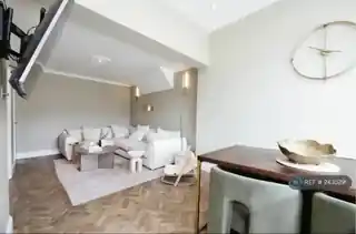 44 Pettits Lane, photo 4