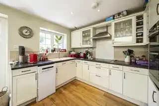 44 Plevna Road, photo 4