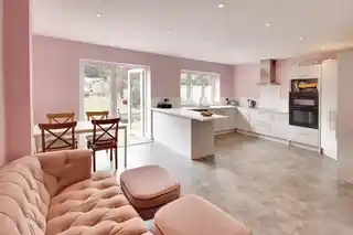 44 Shirley Avenue, photo 2